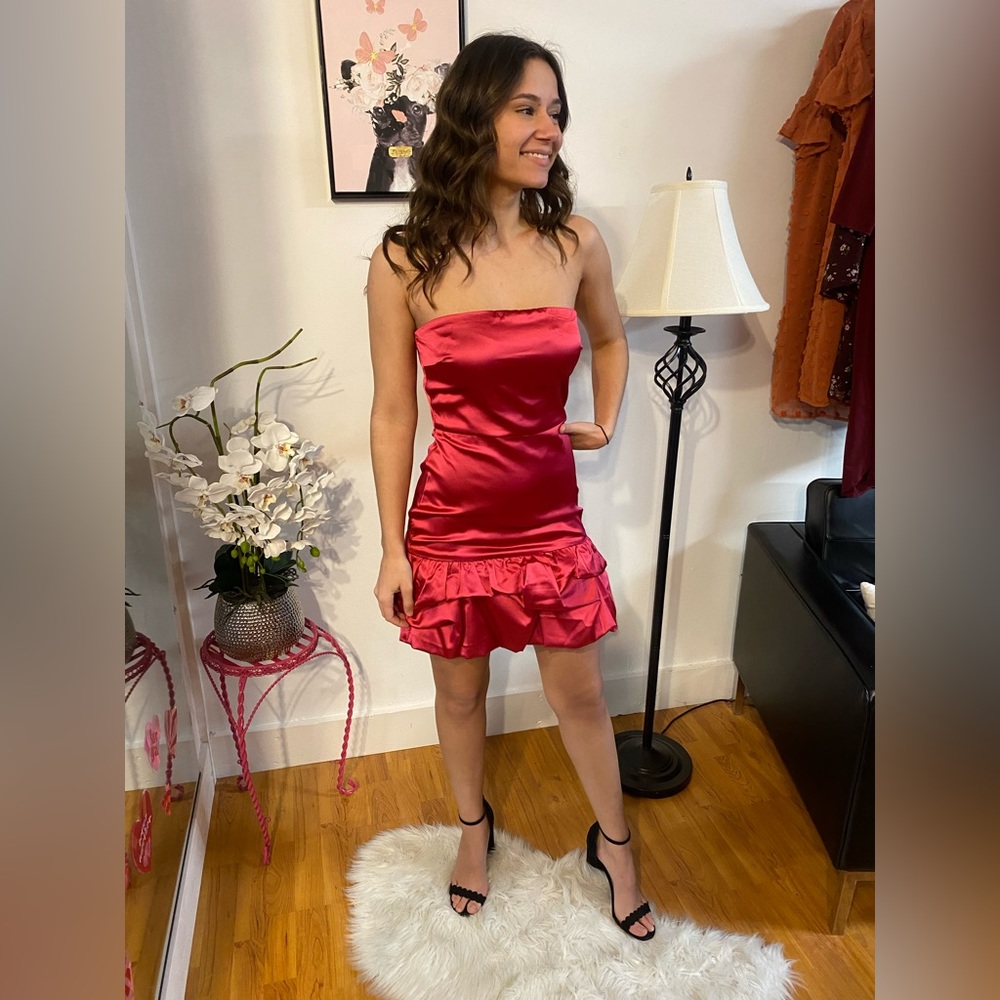 TCEC Magenta Satin Strapless Dress